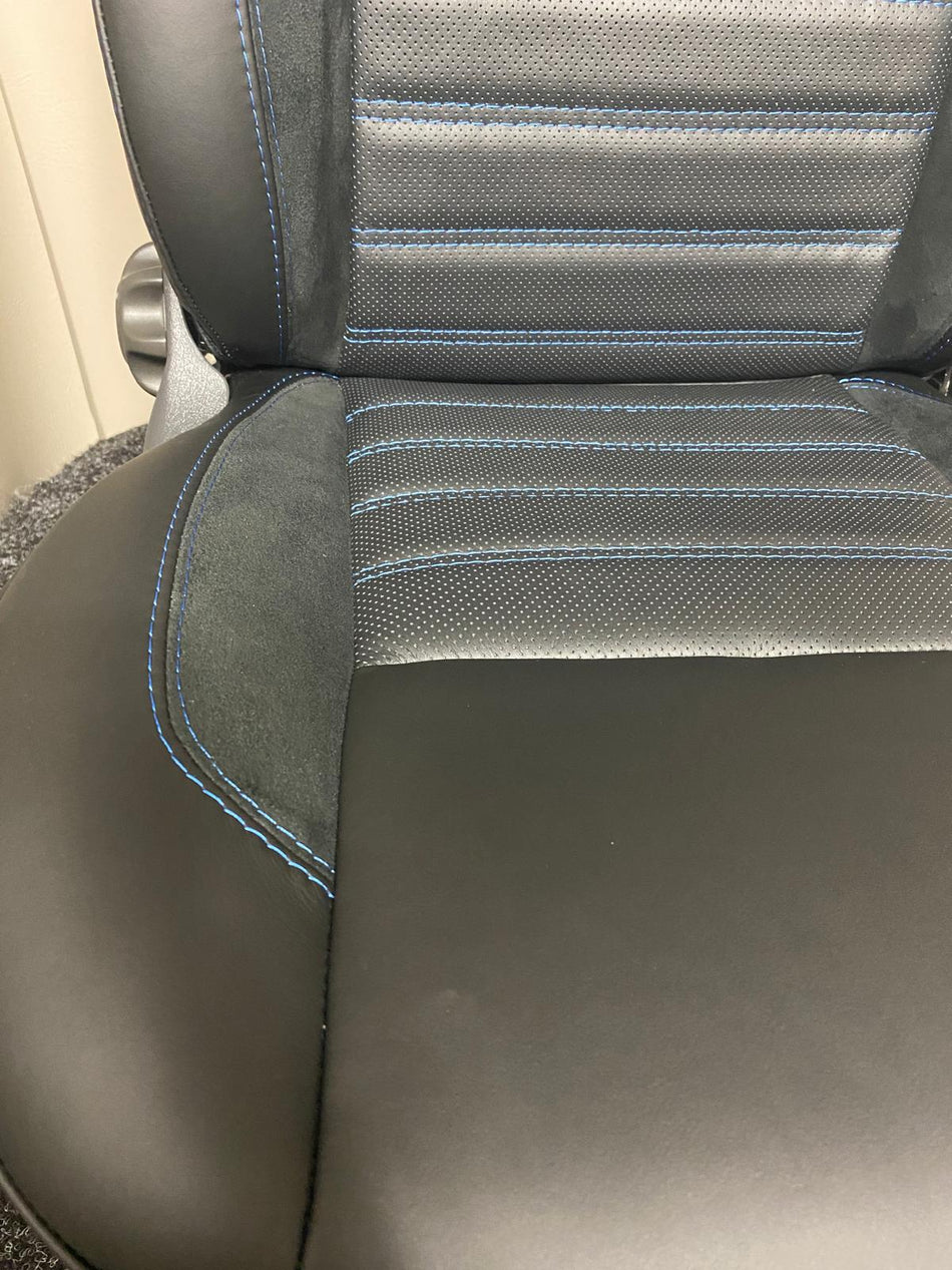 MK2 Replacement Swivel Captain Seats (54)