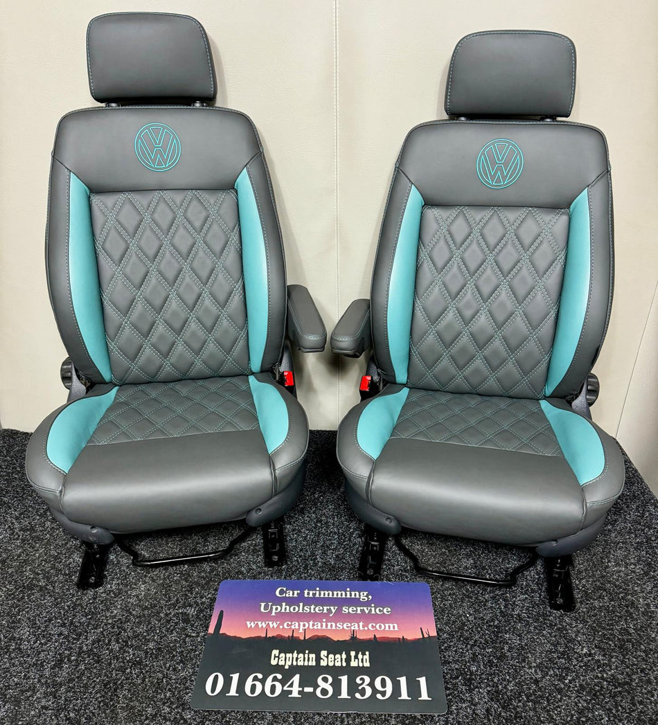 Pair of MK3 Replacement Captain Swivel Seats.