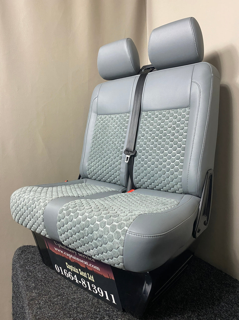 VW Factory Front Seats T5 T6 Seats (6)